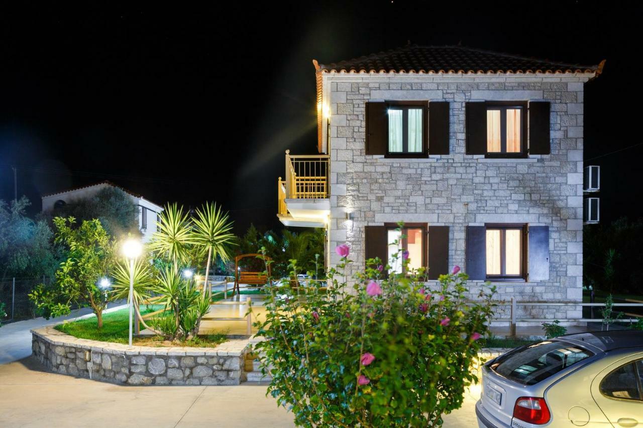 Glyfada Villas || Parálion Ástros Buitenkant foto